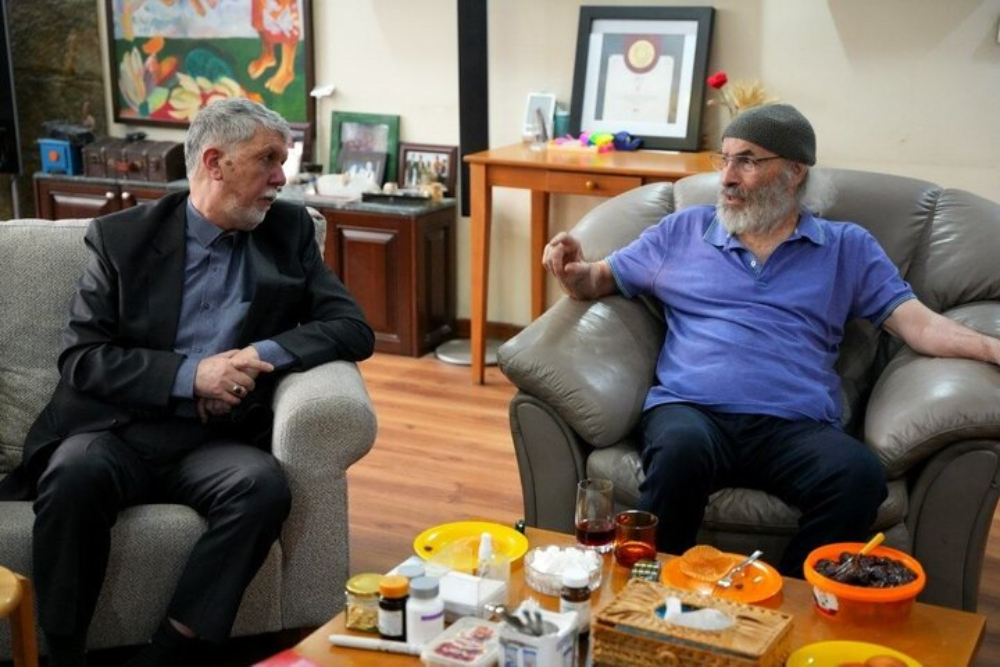 کیانوش+عیاری