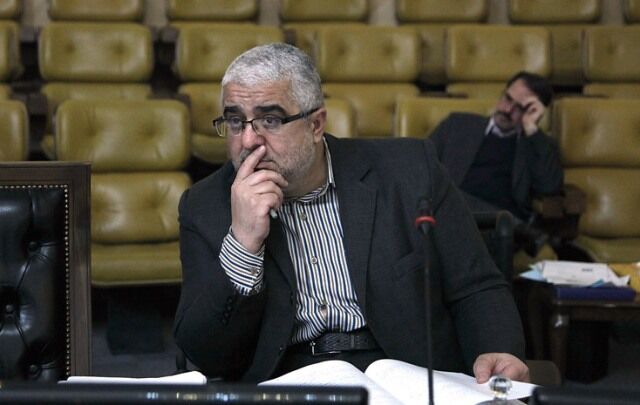 برلماني ايراني: التدخل الأميركي أحد عوامل قطع الإنترنت في إيران