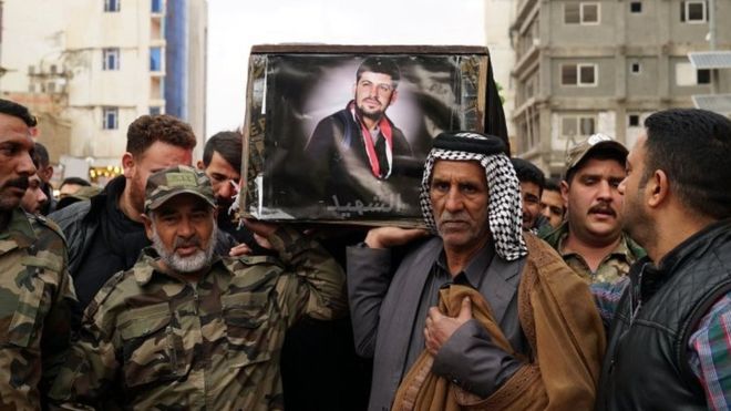 مصوّر بارز للحشد الشعبي واجه داعش بكاميرته واستشهد على أيدي المندسين