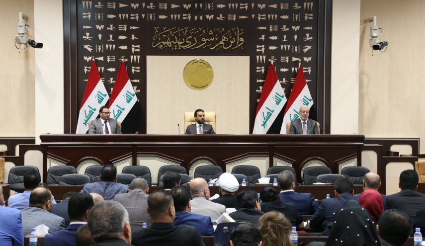 البرلمان العراقي يوافق على إستقالة عبد المهدي ويبحث عن بديل