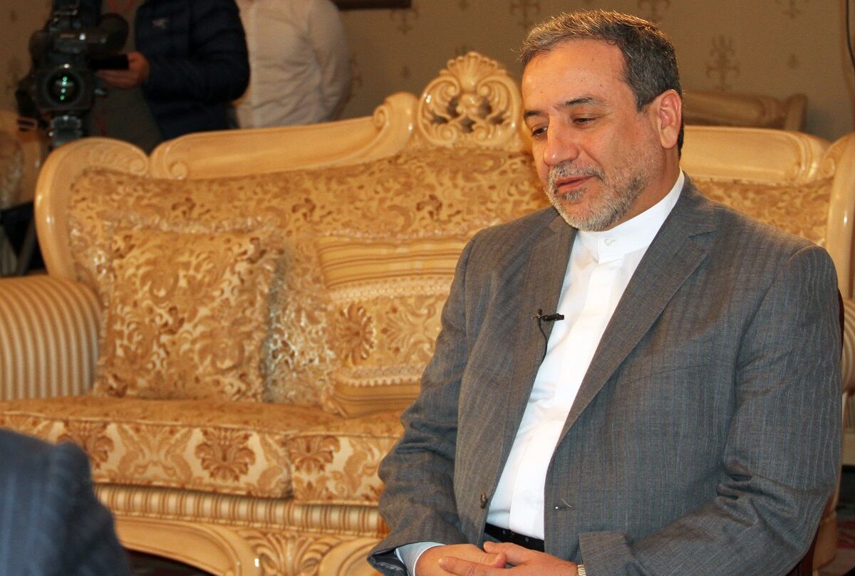 مساعد ظريف للشؤون السياسية: سنعود الى الاتفاق النووي عقب إلغاء الحظر