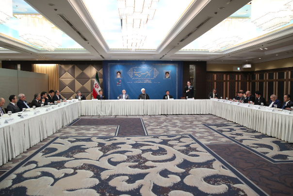 الرئيس روحاني يدعو اليابان لعدم الرضوخ للاملاءات الاميركية