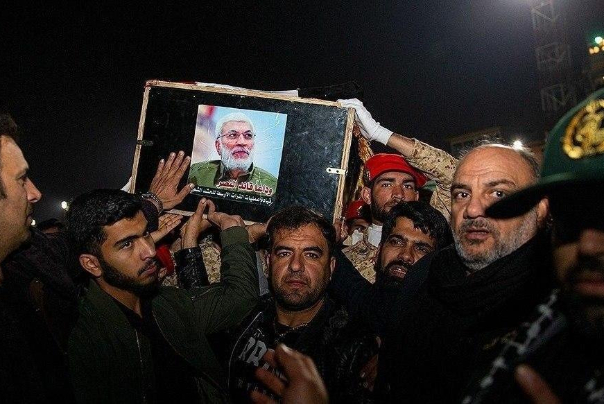 تشييع جثمان الشهيد ابومهدي المهندس في مدينة ابادان