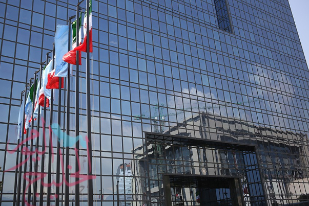 ايران: إدارجنا بالقائمة السوداء لن يؤثر على التجارة الخارجية وسعر الصرف