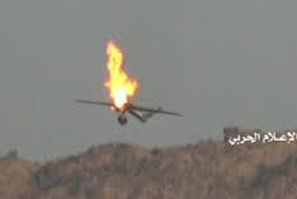 الجيش اليمني يسقط طائرة تجسس للعدوان فوق جيزان