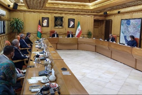 وزير الخارجية الافغاني بالوكالة: عبور الحدود بين ايران وافغانستان يجب ان يكون قانونياً