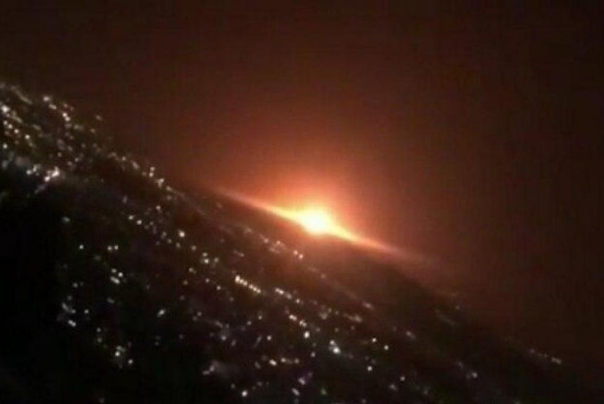 انفجار بالغاز أم بمنشآت صاروخية؟.. ماهي حقيقة الانفجار الذي وقع شرقي طهران؟
