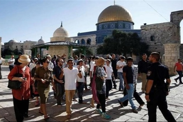 مجموعات استيطانية تقتحم "الأقصى" واعتقال 5 فلسطينيين