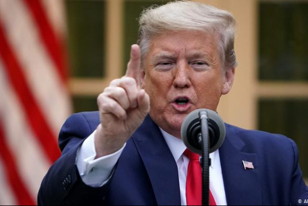 الرئيس الأمريكي يتراجع عن تصريحاته السابقة: لا يمكن لأحد أن يحدد حاليا ما إذا كان انفجار بيروت هجوما