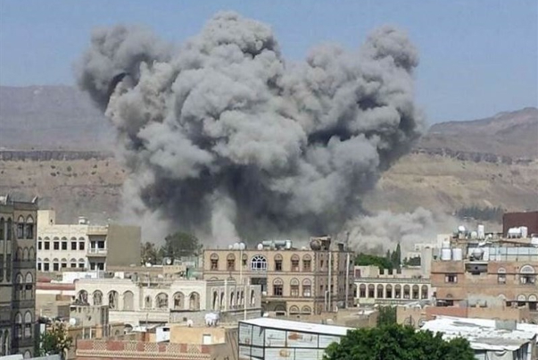 غارات العدوان السعودي تستمر على الأراضي اليمنية..