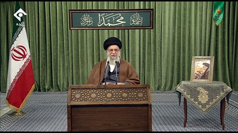 بدء خطاب سماحة قائد الثورة الاسلامية بمناسبة المولد النبوي الشريف (ص)