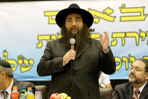 הרב פינטו: "מלך מרוקו עשה רק טוב ליהודים"
