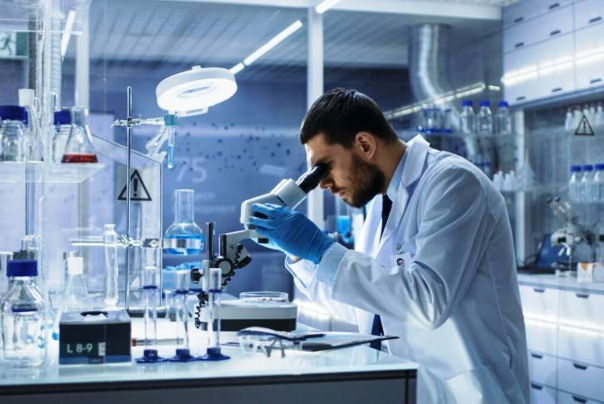 إطلاق أول مختبر آلي في ايران لإجراء اختبارات "بي سي آر"