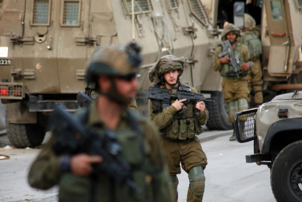 الاحتلال يشن حملة اعتقالات بالضفة والقدس والداخل المحتل