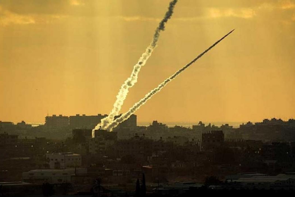 آخر التطورات في فلسطين المحتلة.. حماس تعلّق على القصف "الإسرائيلي" لغزة