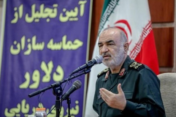 اللواء سلامي: بحرية الحرس الثوري اثبتت خواء هيبة العدو