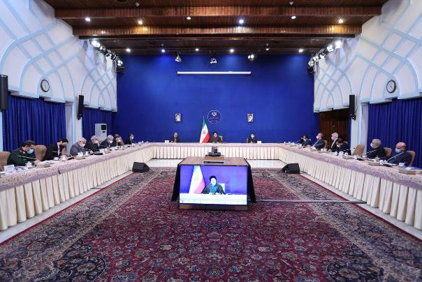 رئيسي يحذّر من محاولات لتدمير العلاقات بين ايران وجيرانها