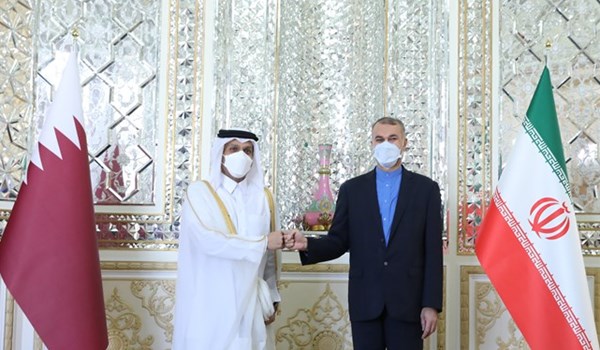 محادثات في طهران بين وزيري الخارجية الايراني والقطري
