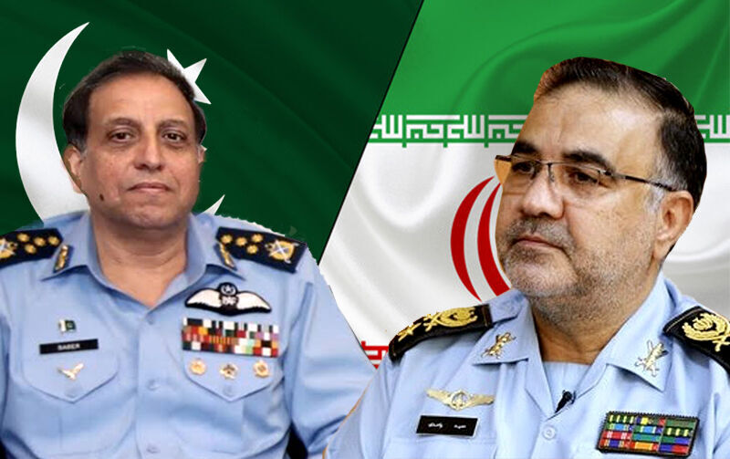 ايران وباكستان تبحثان تعزيز التعاون في المجال العسكري