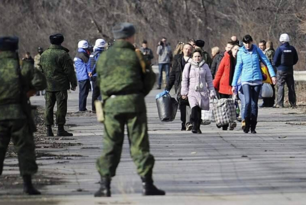 Разрушение города Вольноваха на востоке Украины