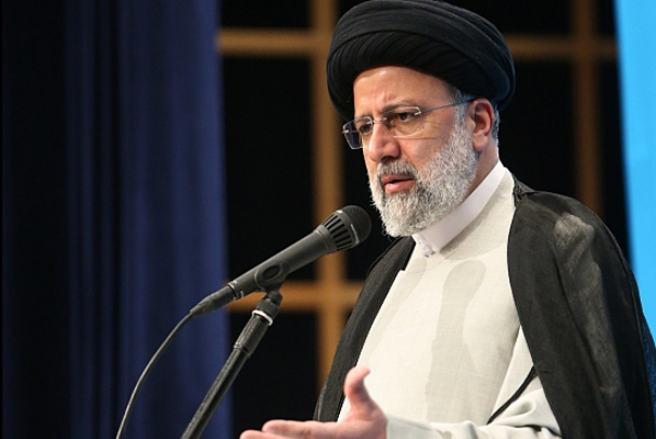 الرئيس الايراني يدعو لتجنّب الاستيراد في حال توفر المنتجات المحلية