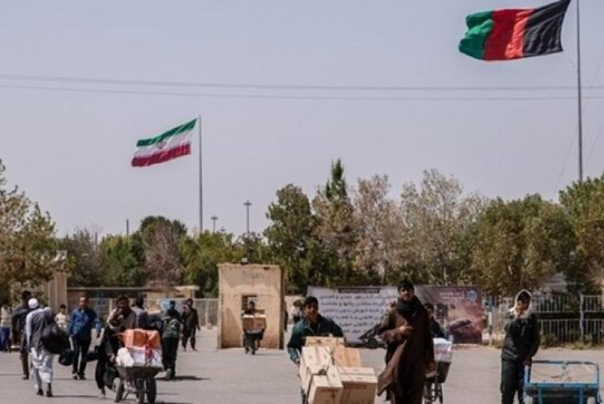 مسؤول بالخارجية: عودة 30 بالمائة من الافغان، طواعية الى بلادهم