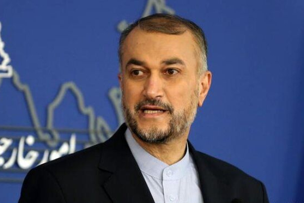 عبد اللهيان من إيطاليا: نحاول وقف الحرب في أوكرانيا