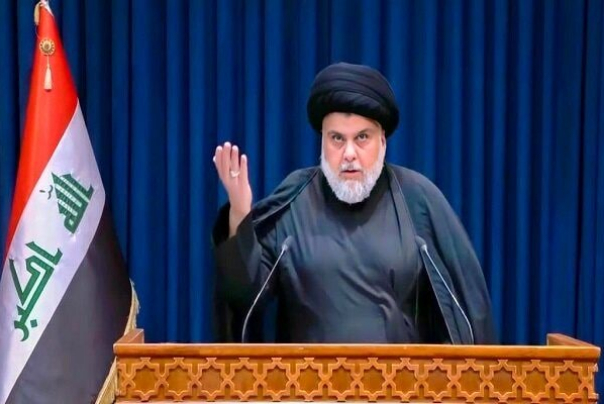 العراق.. الصدر يعتذر للشعب ويرغم جماعته على الإنسحاب