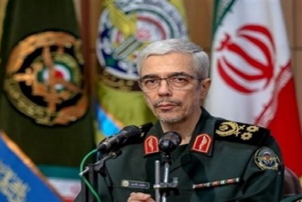 اللواء باقري يتحدّث عن نشاط 3000 إرهابي قرب الحدود الإيرانية