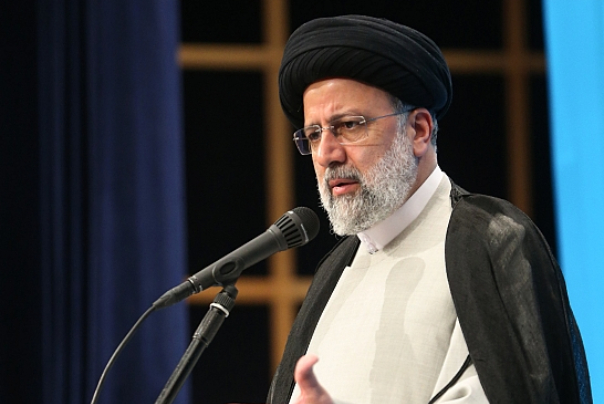 السيد رئيسي يكشف عن عدد الوحدات الصناعية العائدة لعجلة الإنتاج