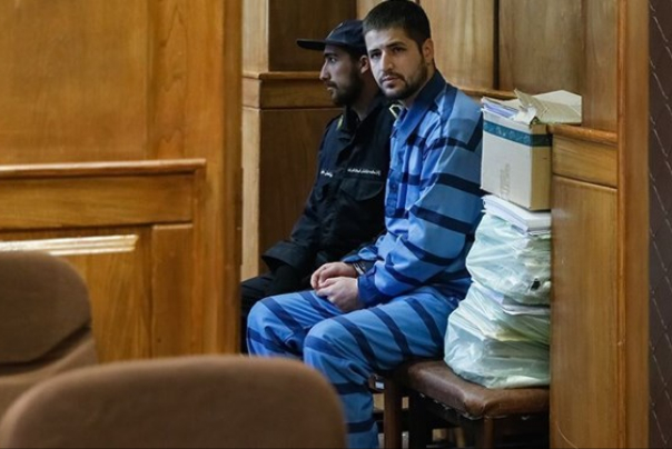 القضاء الإيراني يقبل طلب استئناف الحكم الصادر بحق "محمد قبادلو"