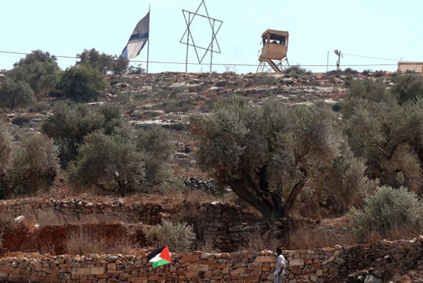 ערב ביקורו של בלינקן: ישראל דוחפת צעדים להכשרת מאחזים אקראיים