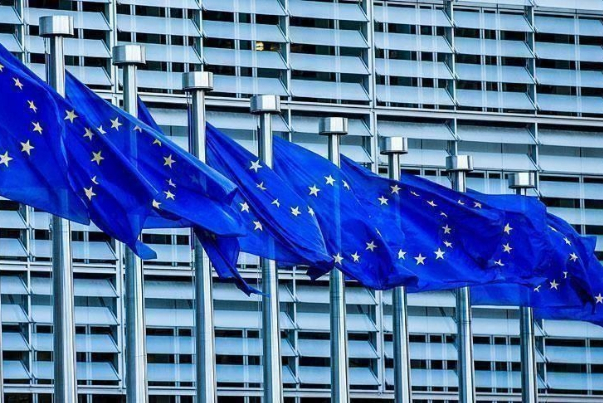 В ЕС не смогли согласовать десятый пакет санкций против России, пишут СМИ