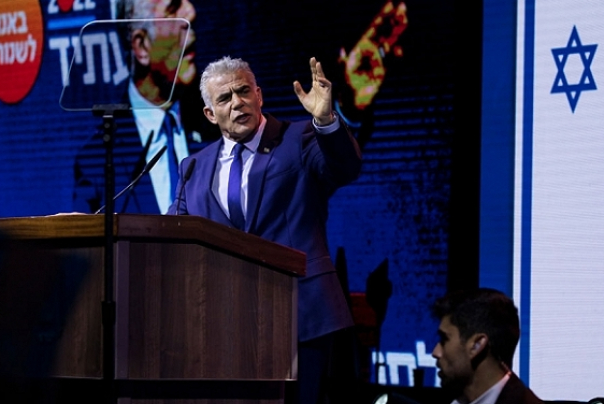 חשבונות הווטסאפ של 15 חברי כנסת, בהם לפיד, נפרצו.. "שב"כ חוקר"