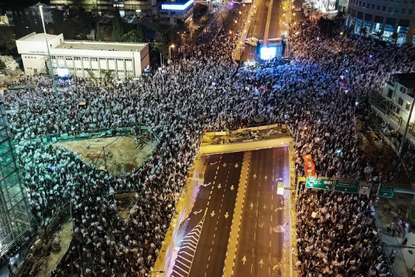 للأسبوع الـ39 على التوالي: مظاهرات في جميع انحاء الكيان الصهيوني