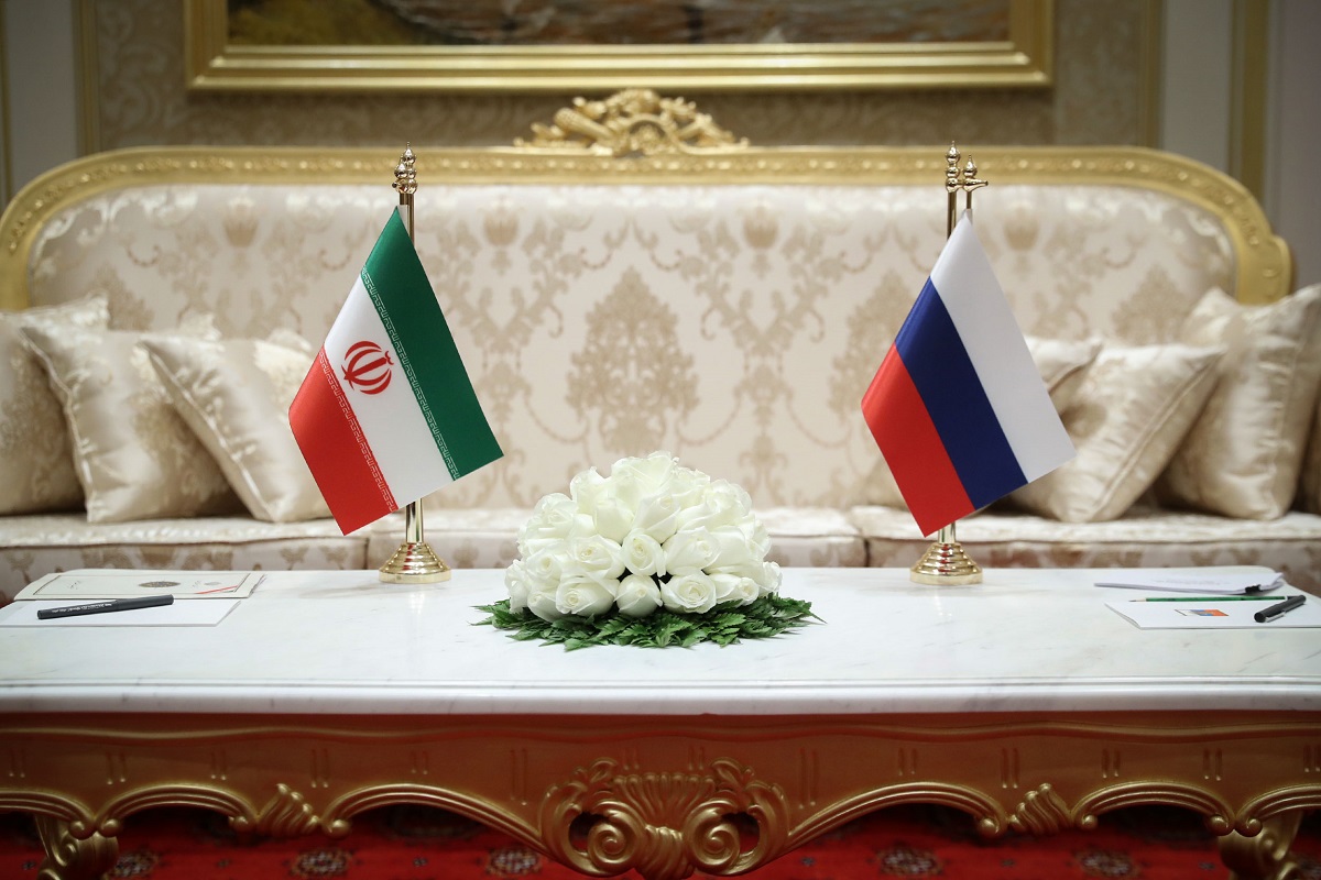 Russian bank is keen to launch a branch in Iran’s free zones