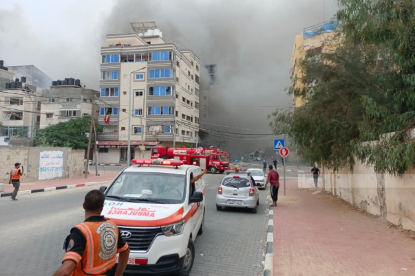 הגנה אזרחית בעזה: הכיבוש מבצע מעשי טבח המוניים באמצעות זרחן