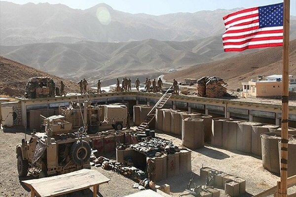 30 rockets fired at American base in eastern Syria