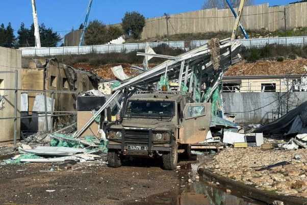 השגת נפגעים ישירים... ההתנגדות האסלאמית בלבנון מכוונת לכמה אתרי כיבוש