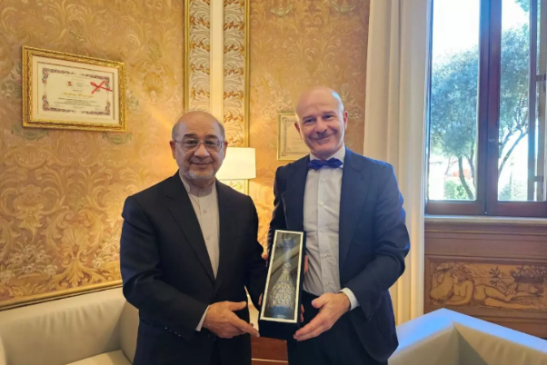 Iran, Italy confer on expanding science, academic ties