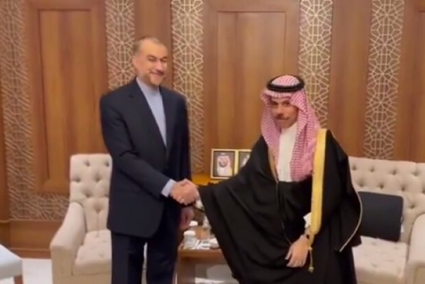 عبداللهيان يبحث مع بن فرحان الوضع في غزة
