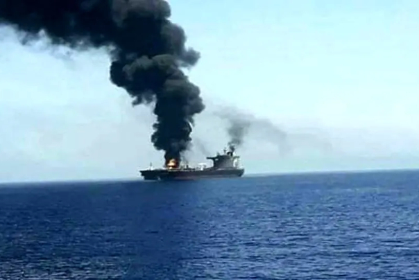 突发！“美国货船发生爆炸”