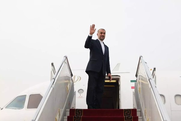 Foreign Minister on his way to Turkmenistan