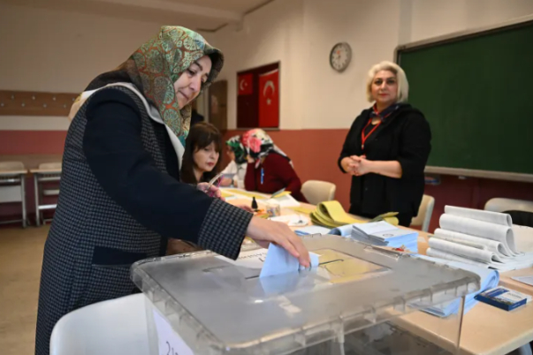 Voting begins in Turkey's high-stakes local elections