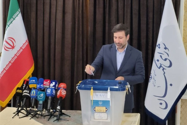 Iran presidential candidates competing in serious race: Spokesman