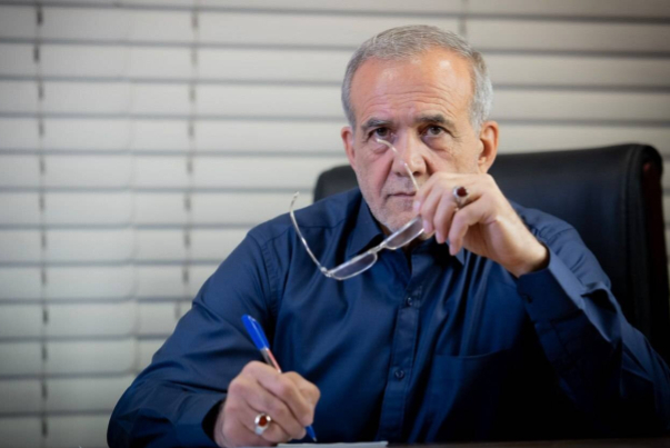 פזשכיאן במדיניות חוץ. פונדמנטליזם רפורמי