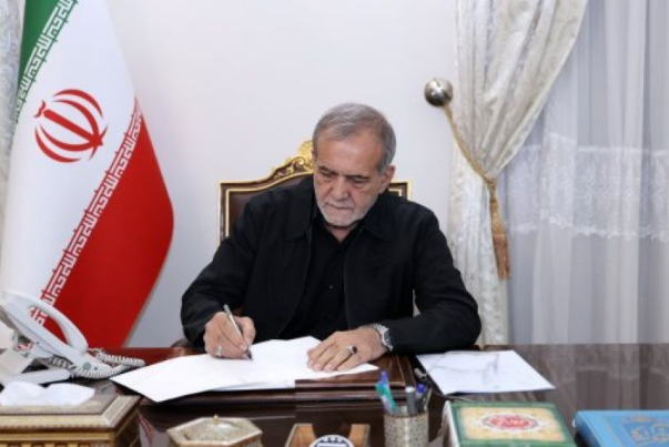 President congratulates media workers on Journalist Day