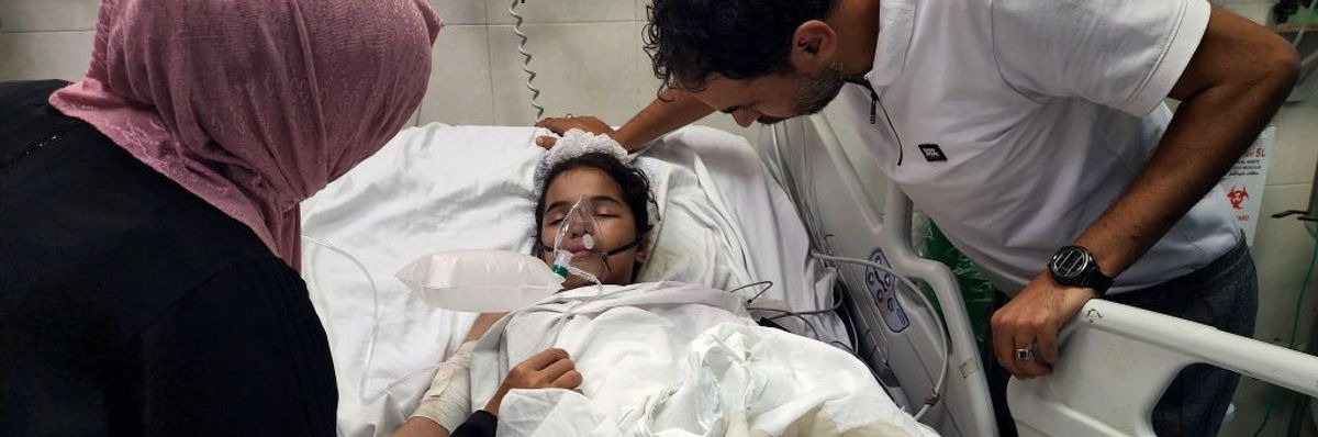 99 US doctors who volunteered to work in Gaza documenting the crimes of genocide in Gaza