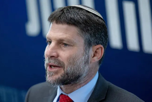 סמוטריץ' מאיים להפיל את הממשלה בשל הפסקת האש שלב 2