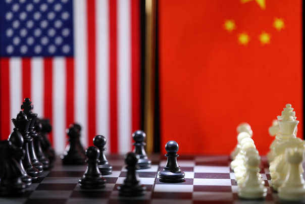 中国在与美国经济竞争中的致命弱点是什么？